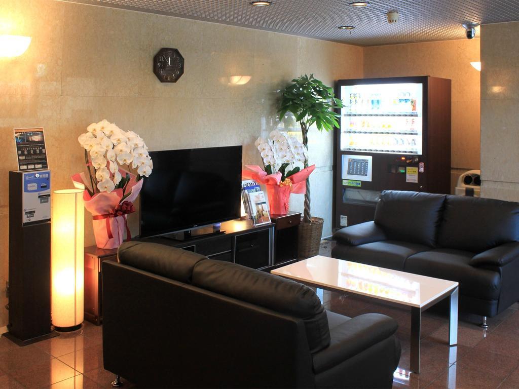 Hotel Livemax Budget Tokyo Hamura Ekimae Exteriör bild