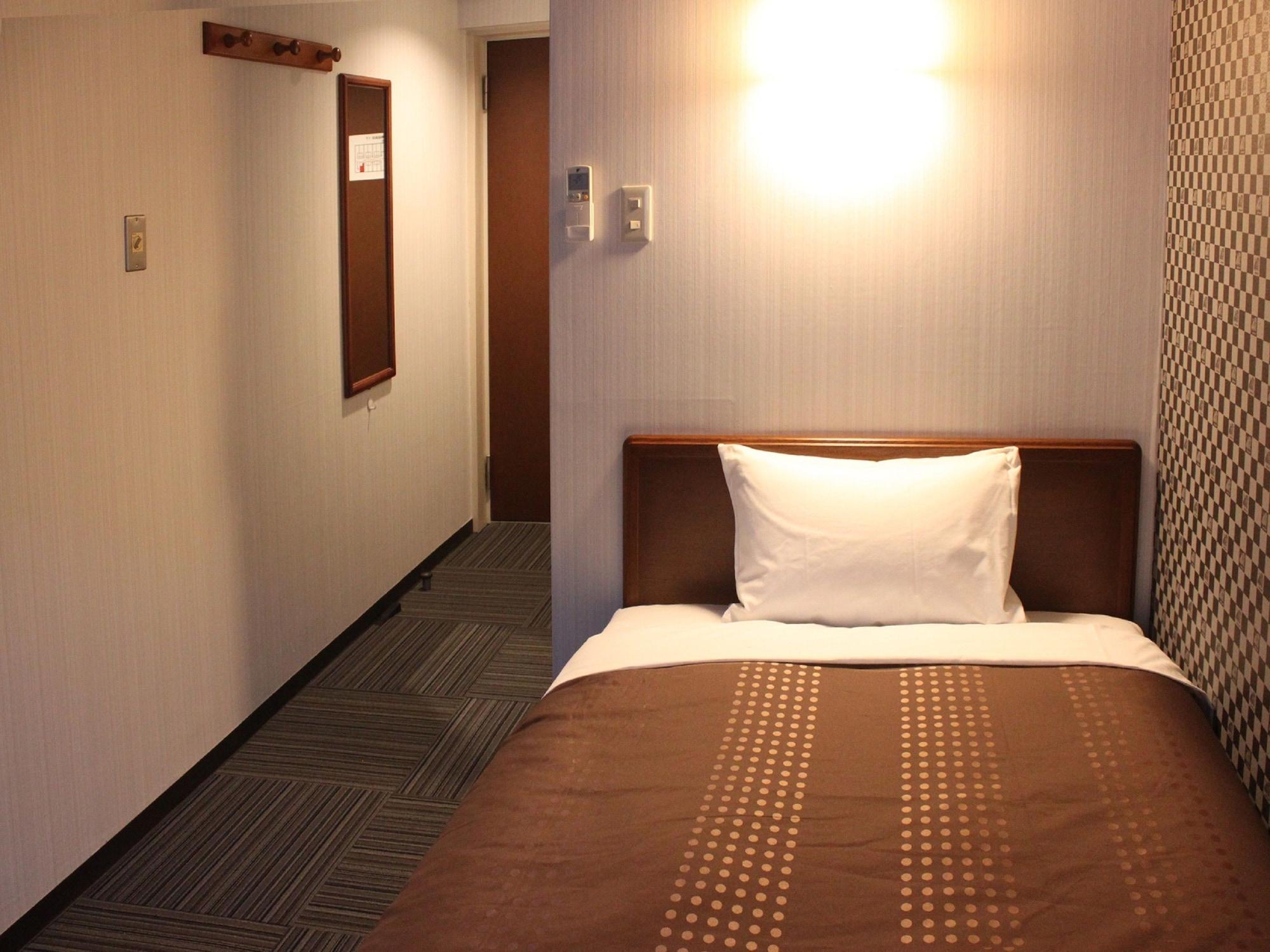 Hotel Livemax Budget Tokyo Hamura Ekimae Exteriör bild