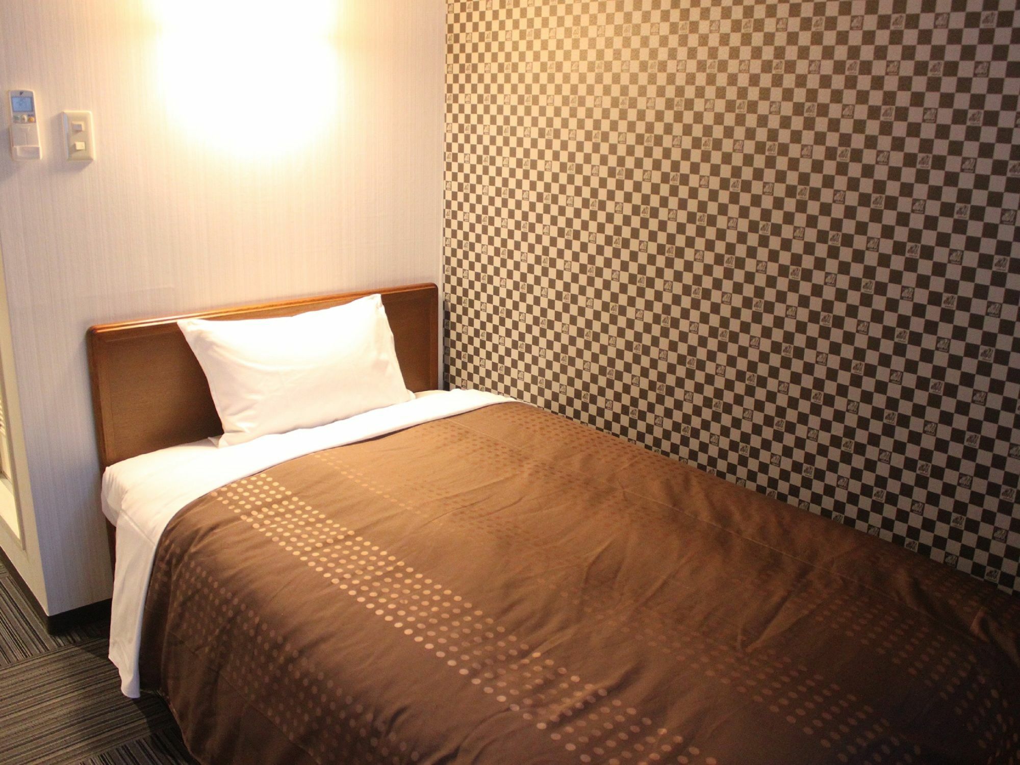 Hotel Livemax Budget Tokyo Hamura Ekimae Exteriör bild